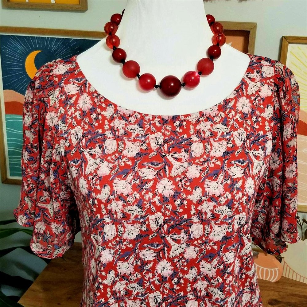 Top, Blouse. Terracotta, Ivory, Blue Floral Print. Lucky Brand. Size S/P. NWT